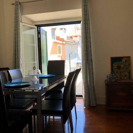 Grandmommy'S House - Traditional And Comfy Lisboan Apartment Exterior foto